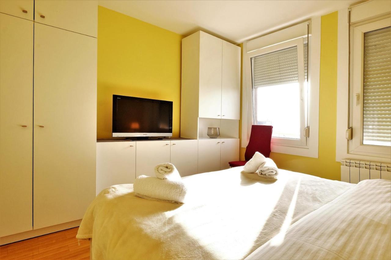 Apartment Bella Art Belgrado Exterior foto